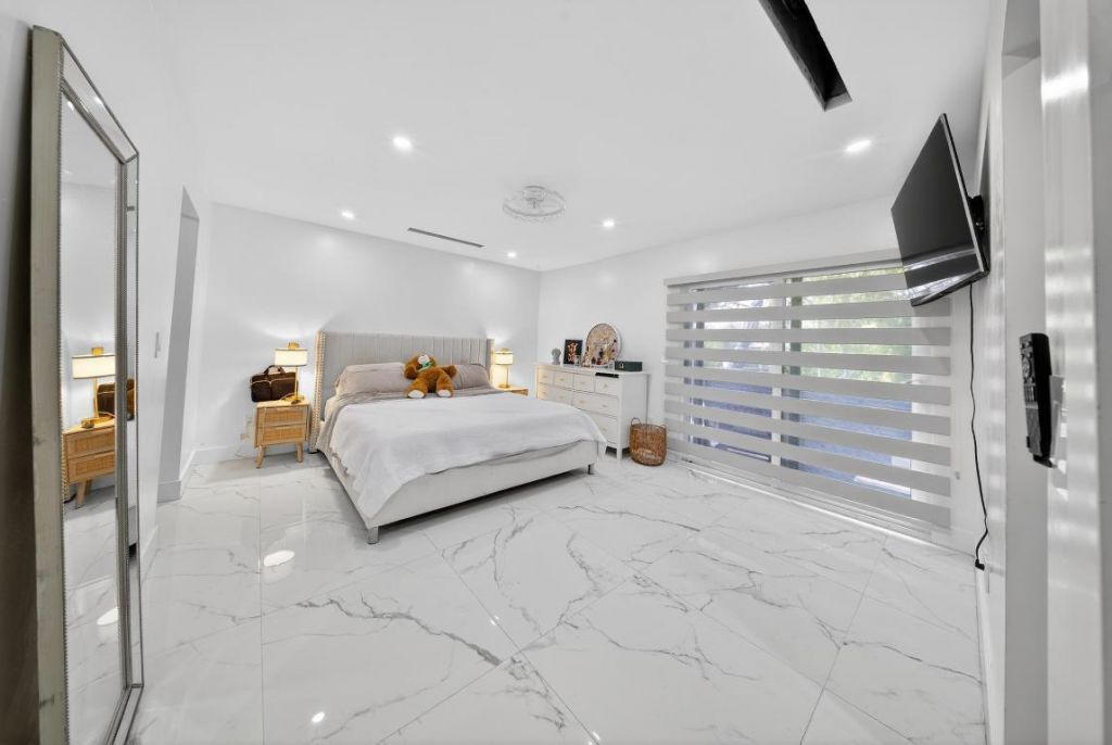 849 Camellia Drive, Royal Palm Beach, FL 33411 Photo