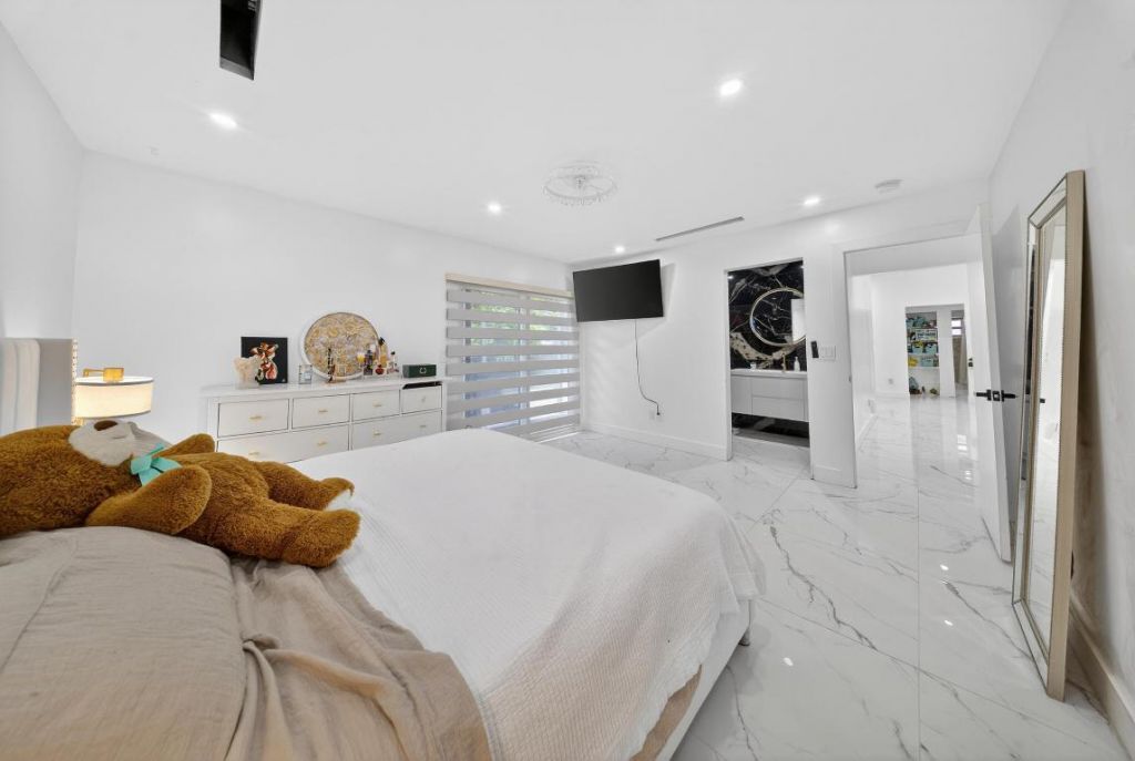 849 Camellia Drive, Royal Palm Beach, FL 33411 Photo