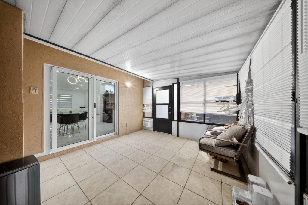 849 Camellia Drive, Royal Palm Beach, FL 33411 Photo