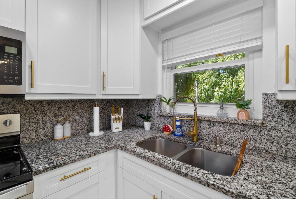 849 Camellia Drive, Royal Palm Beach, FL 33411 Photo