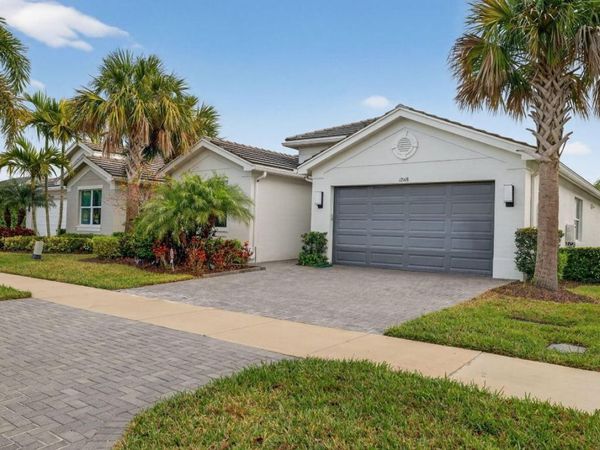 12168 SW Jasper Lake Way, Port Saint Lucie, FL 34987