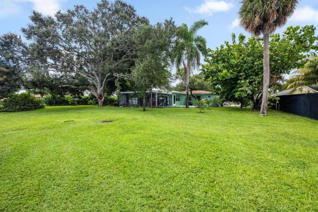 6400 Carambola Circle, West Palm Beach, FL 33406 Photo