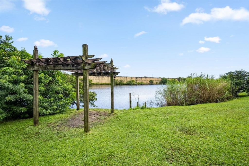 6400 Carambola Circle, West Palm Beach, FL 33406 Photo