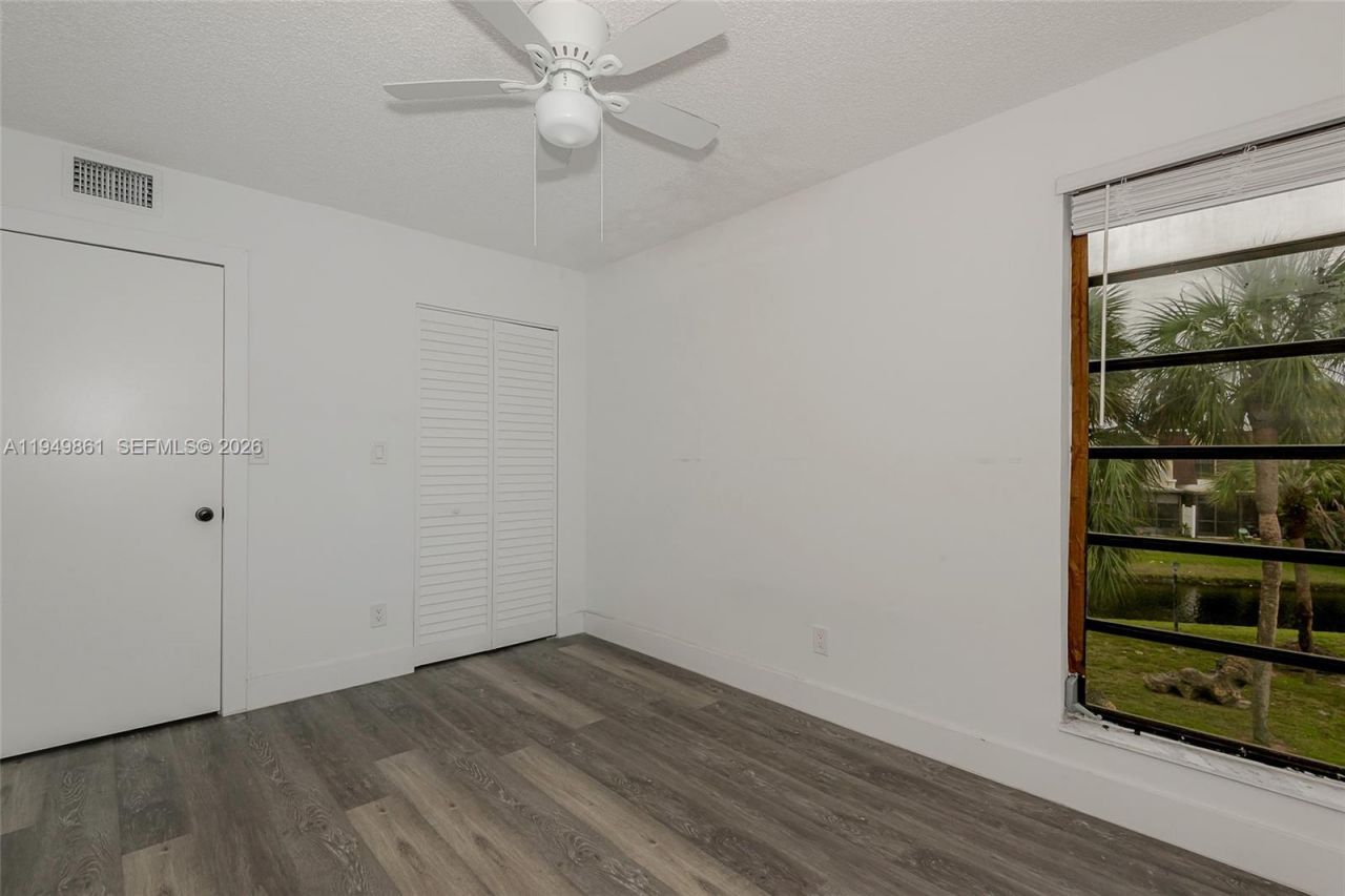 1501 NW 90th Way, Unit 1501, Pembroke Pines, FL 33024 Photo