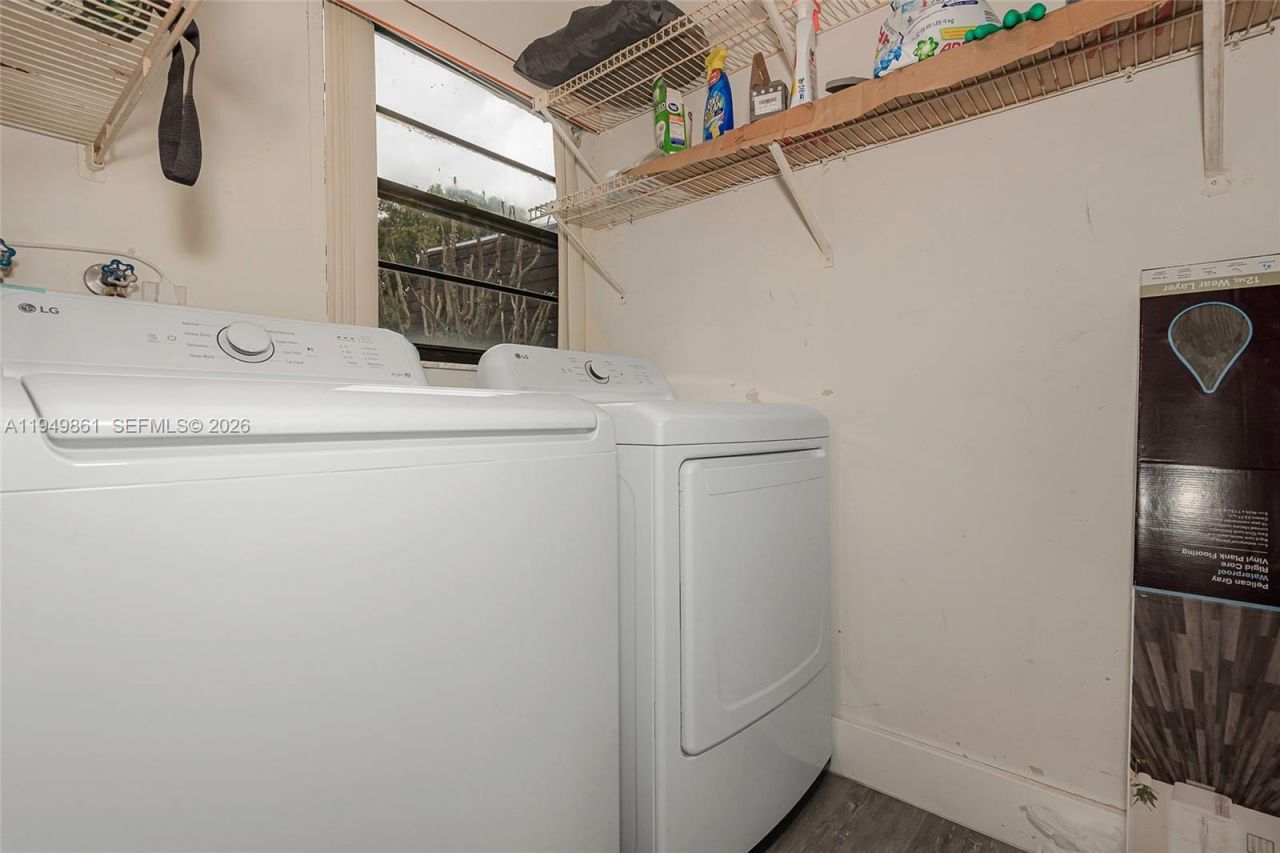 1501 NW 90th Way, Unit 1501, Pembroke Pines, FL 33024 Photo