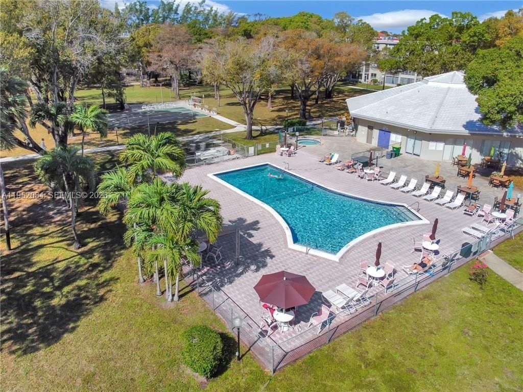 2999 NW 48th Ave , Unit 438, Lauderdale Lakes, FL 33313 Photo