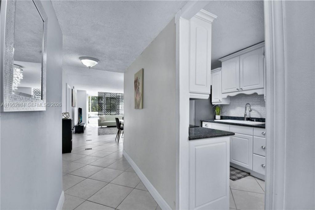 2999 NW 48th Ave , Unit 438, Lauderdale Lakes, FL 33313 Photo