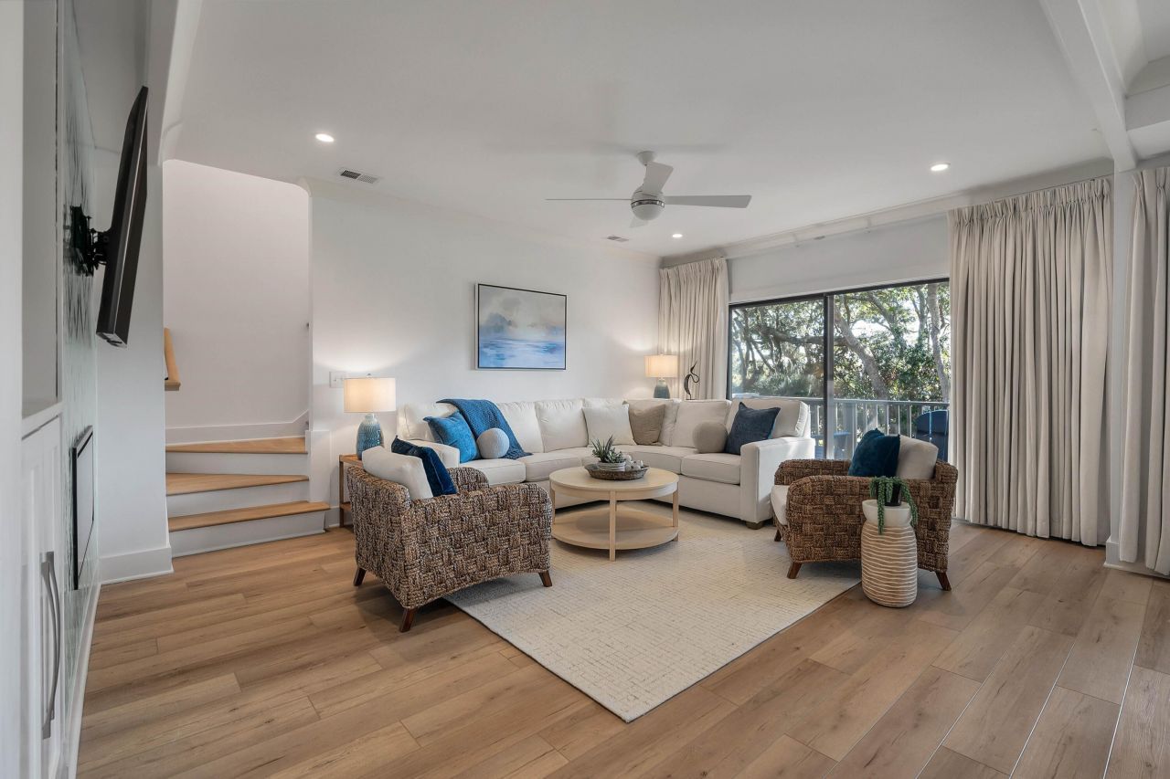 5004 Green Dolphin Way Photo 11