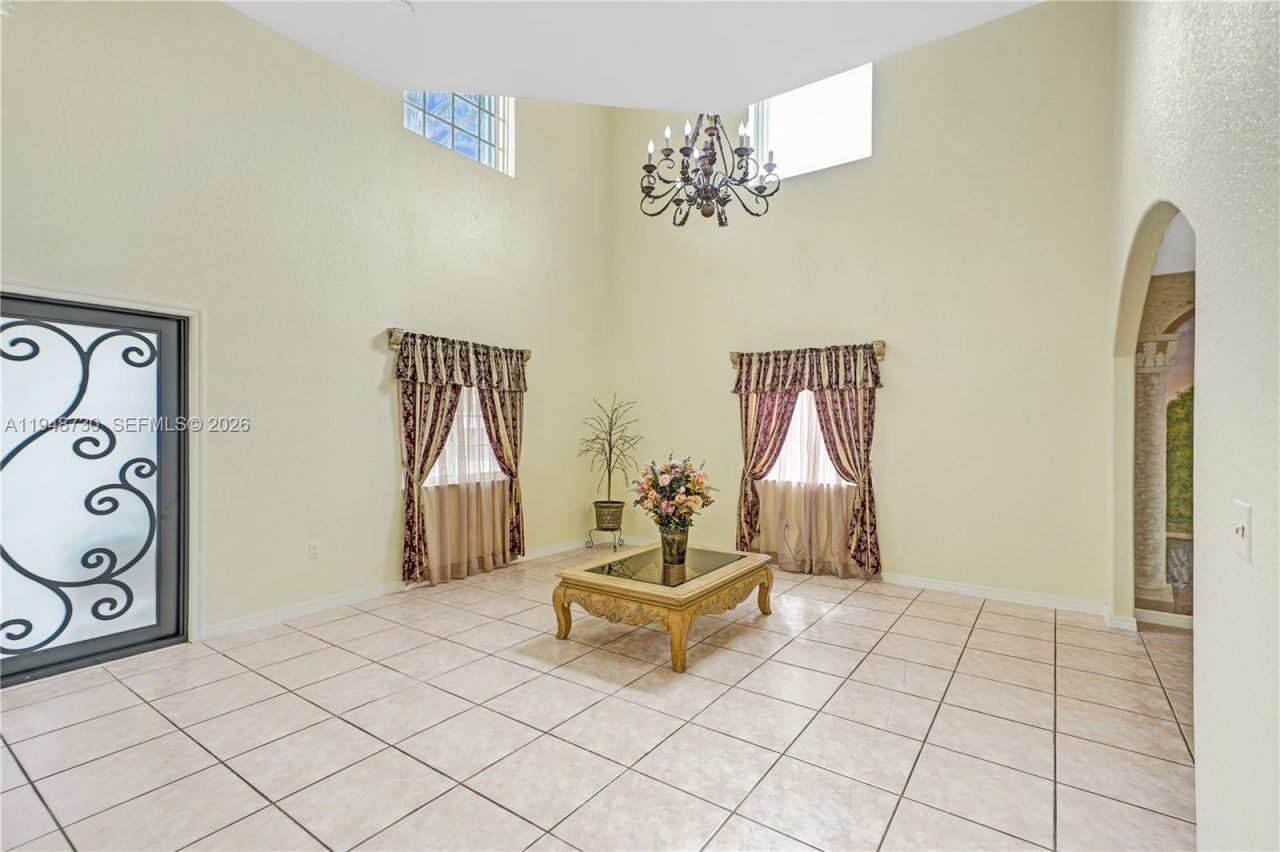 5502 SW 162nd Pl, Miami, FL 33185 Photo