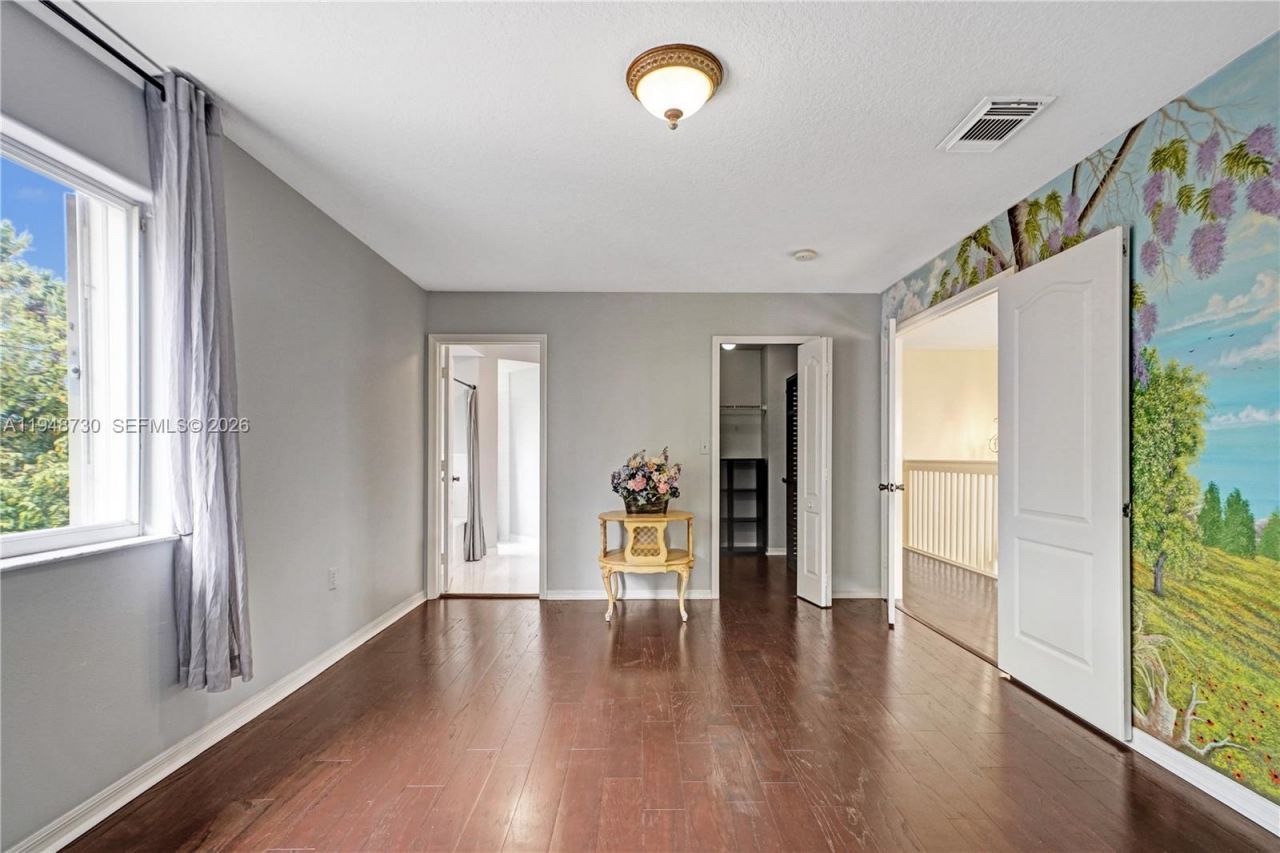 5502 SW 162nd Pl, Miami, FL 33185 Photo