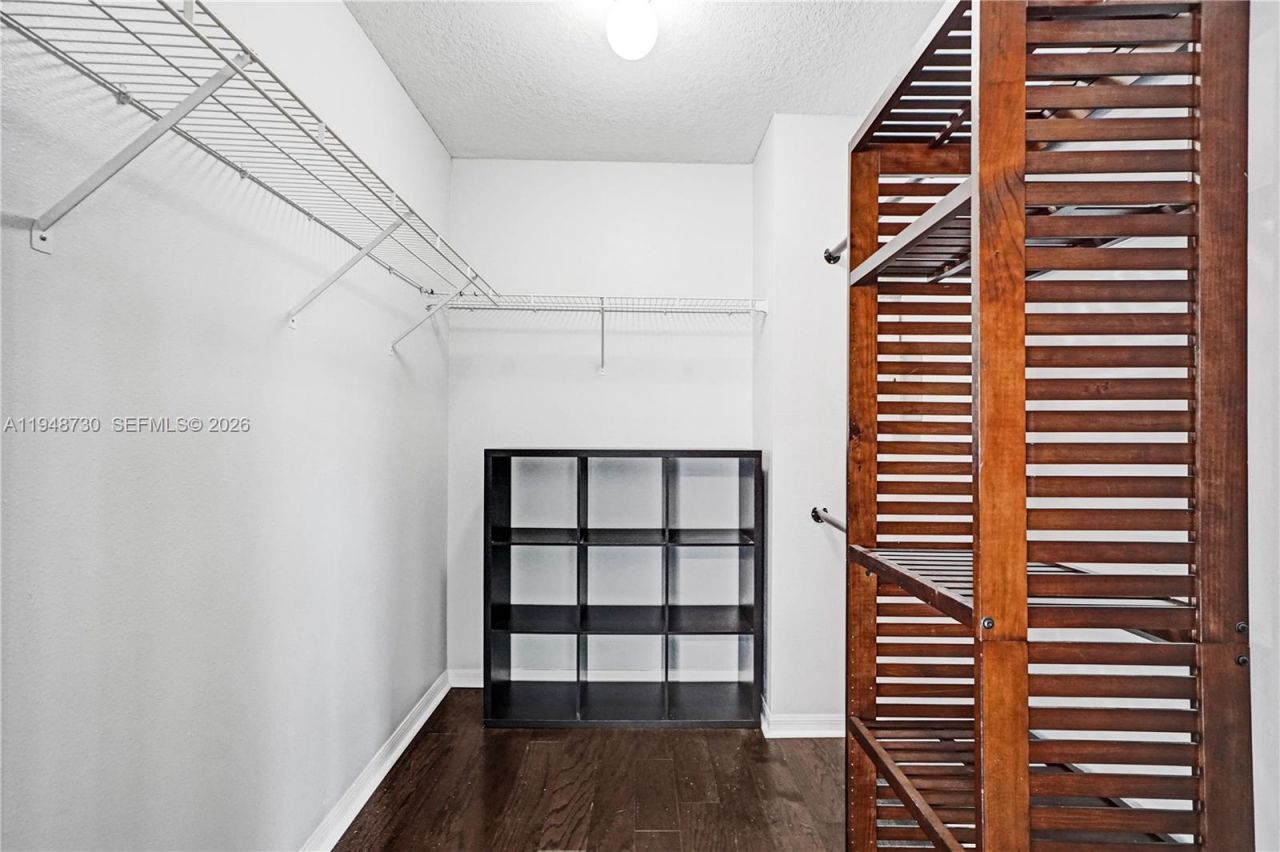 5502 SW 162nd Pl, Miami, FL 33185 Photo