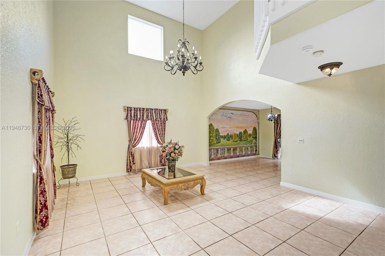 5502 SW 162nd Pl, Miami, FL 33185 Photo