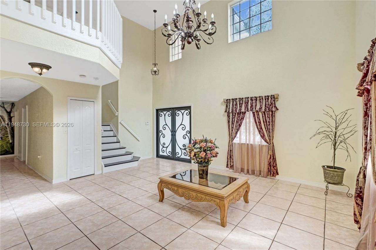 5502 SW 162nd Pl, Miami, FL 33185 Photo