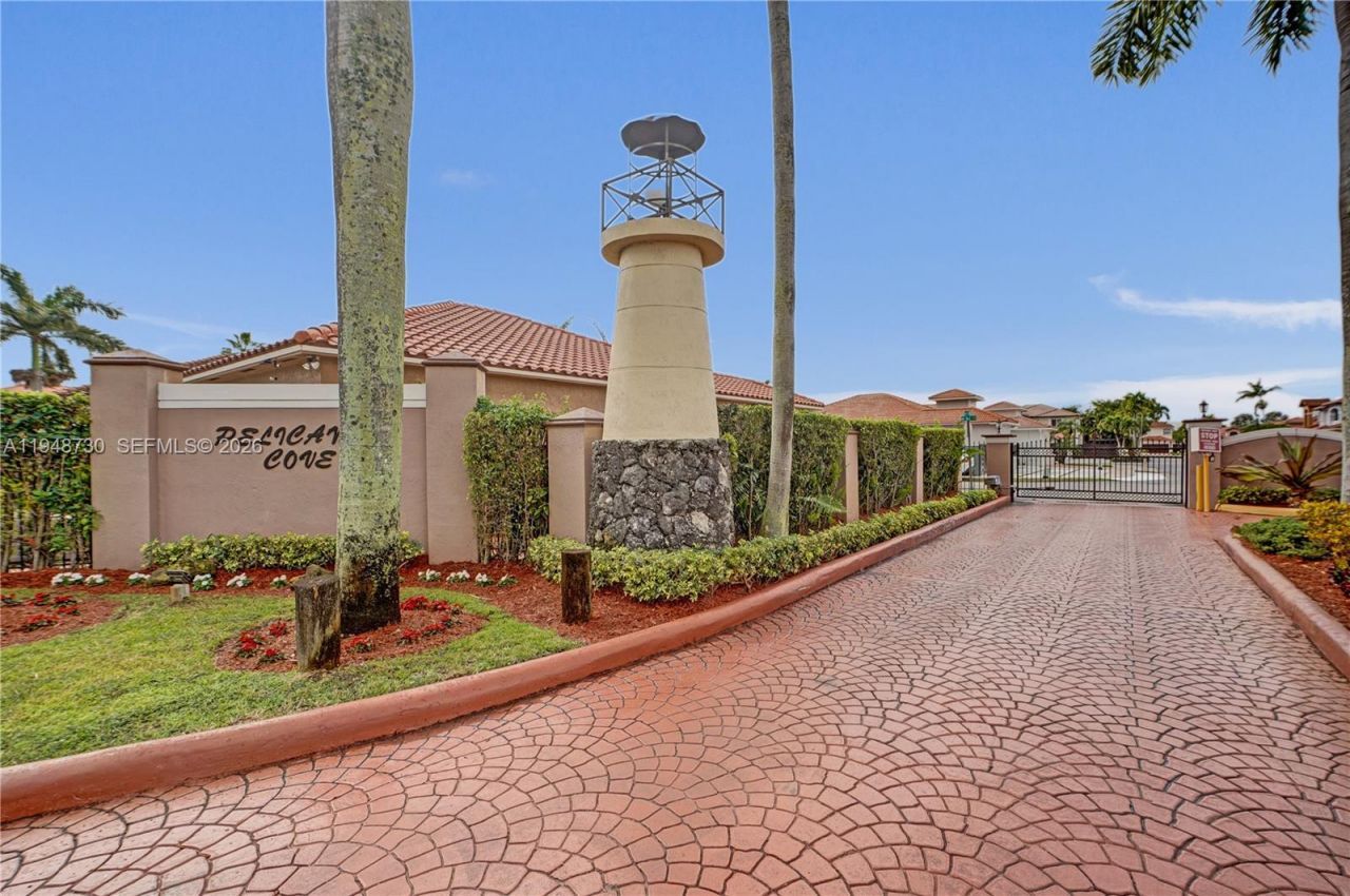 5502 SW 162nd Pl, Miami, FL 33185 Photo