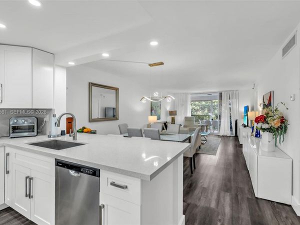 3910 Inverrary Blvd , Unit 503-B, Lauderhill, FL 33319