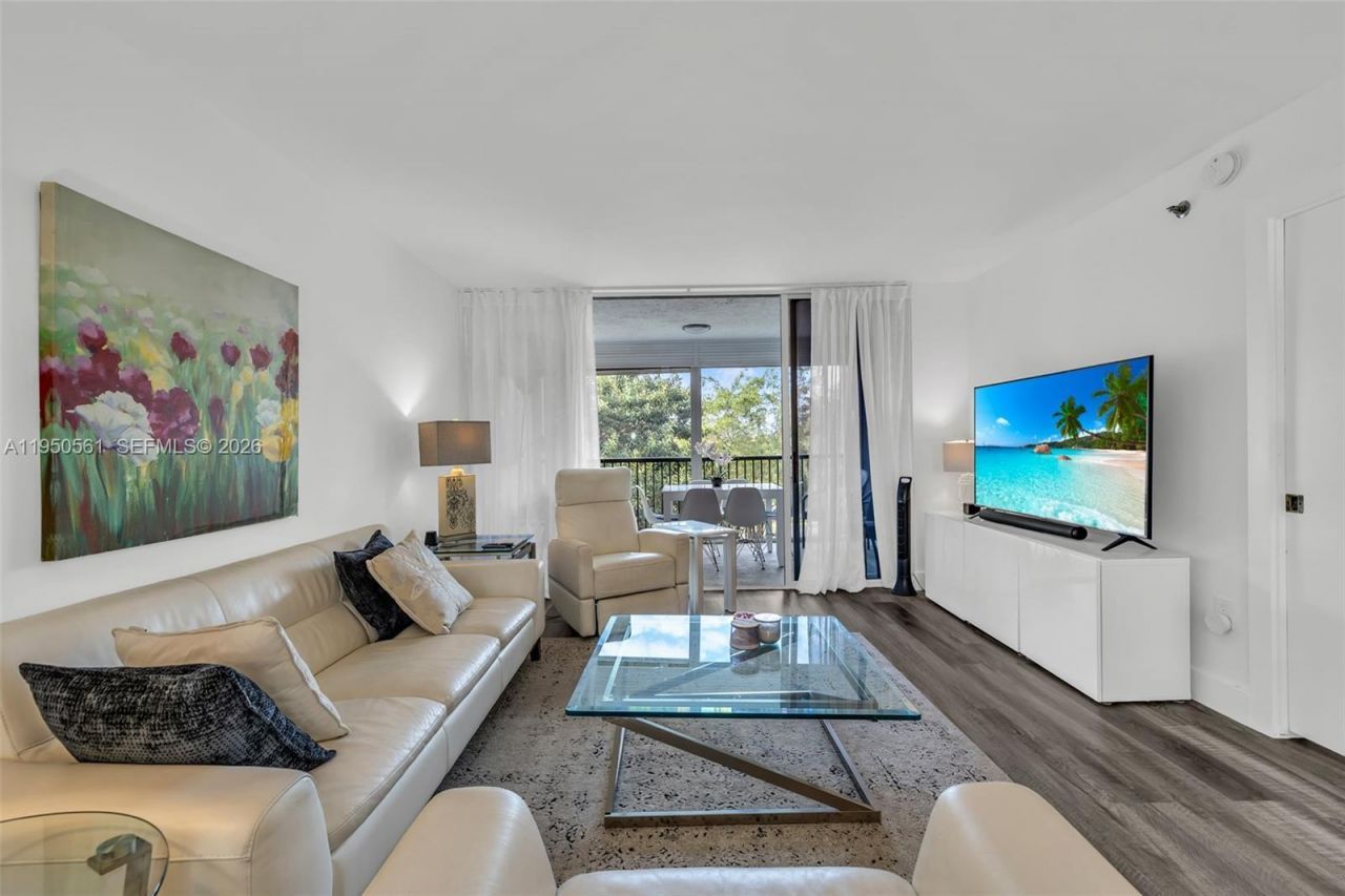 3910 Inverrary Blvd , Unit 503-B, Lauderhill, FL 33319 Photo