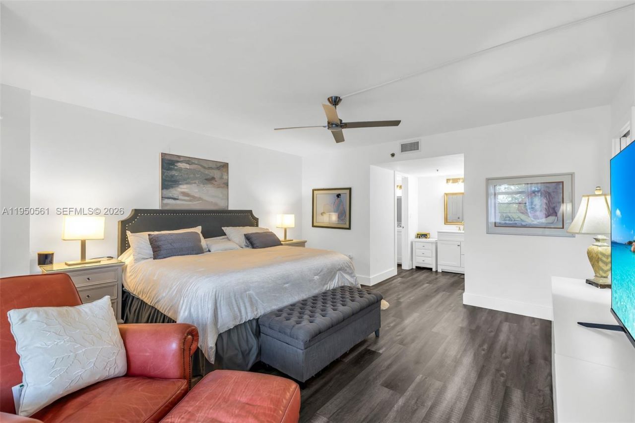 3910 Inverrary Blvd , Unit 503-B, Lauderhill, FL 33319 Photo