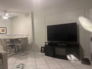 900 SW 11th Ave, Unit 4C, Hallandale Beach, FL 33009 Photo