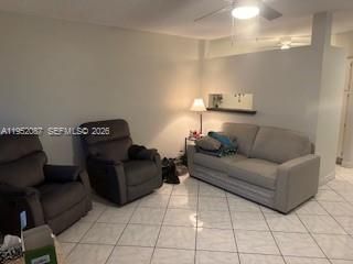 900 SW 11th Ave, Unit 4C, Hallandale Beach, FL 33009 Photo