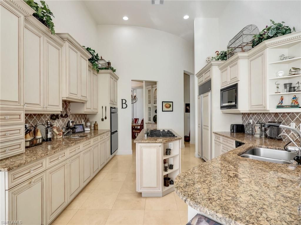 2984 Saint Barnabas Ct, Naples, FL 34105 Photo