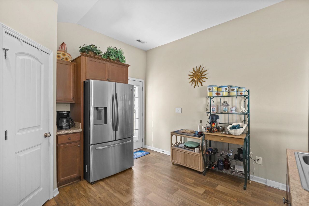 116 Balsa Dr. Photo 18