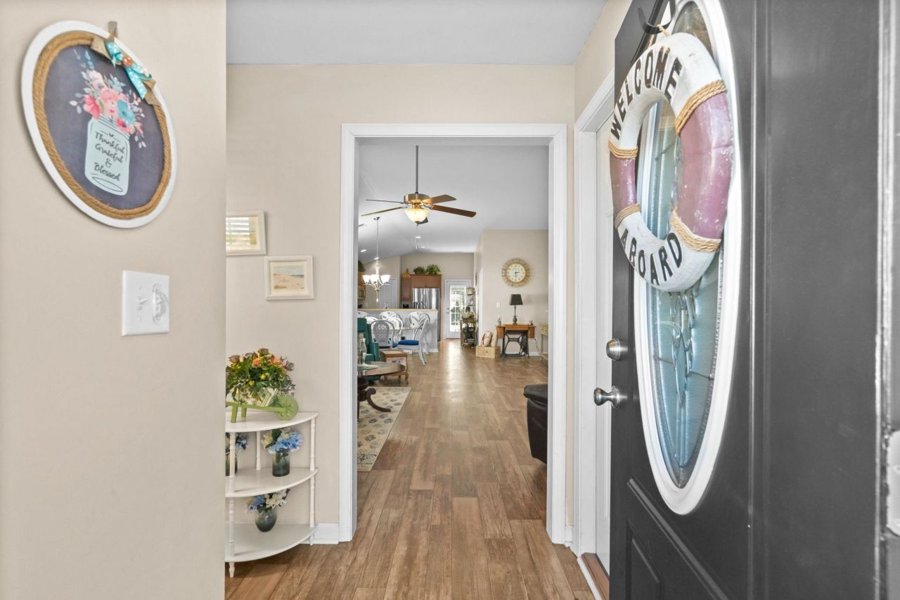 116 Balsa Dr. Photo 4