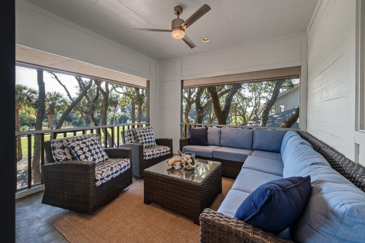 5004 Green Dolphin Way Photo 10