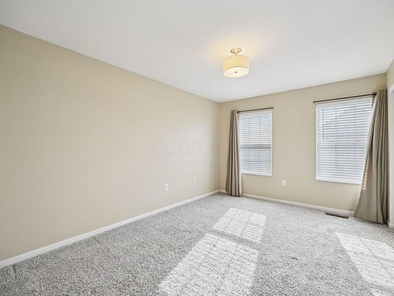 6395 Nottinghill Trail Drive, Canal Winchester, OH 43110 Photo 12