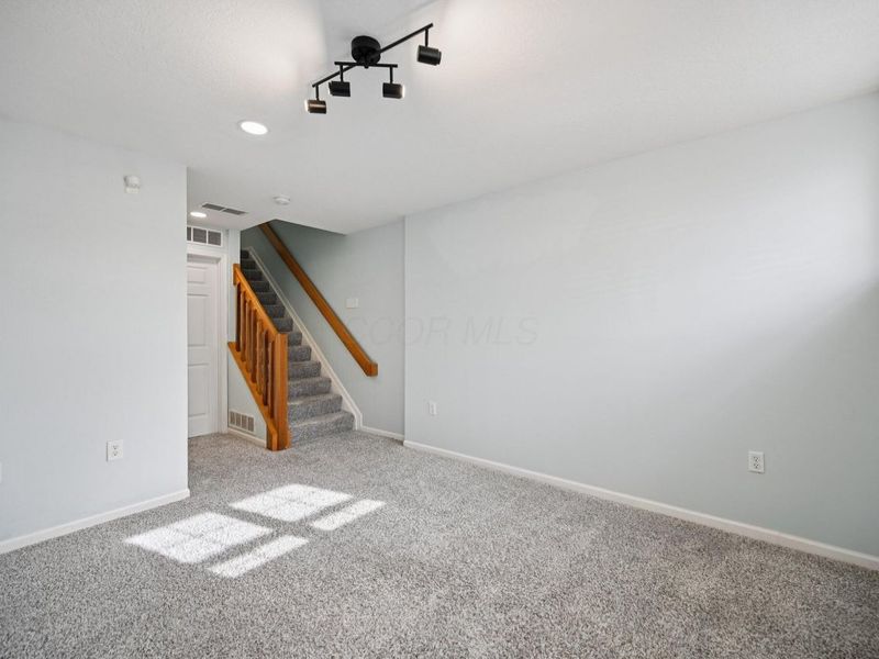 6395 Nottinghill Trail Drive, Canal Winchester, OH 43110 Photo 18