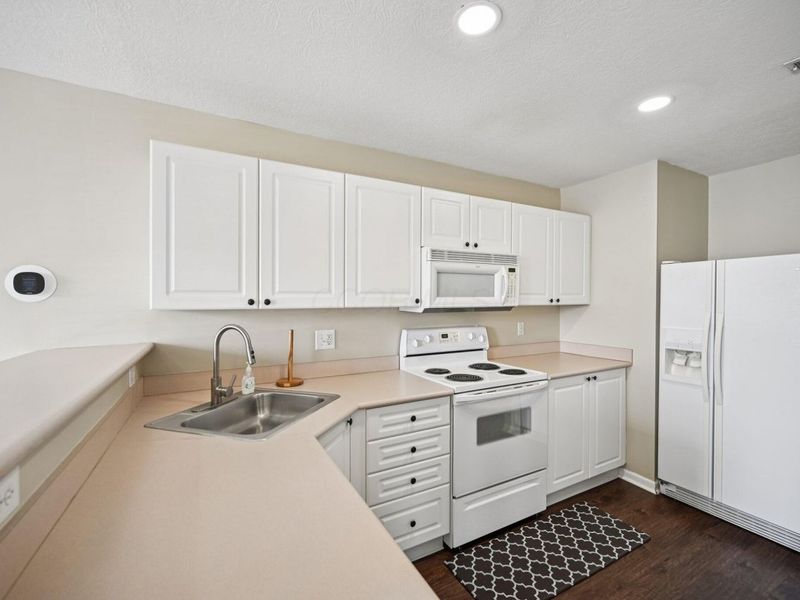 6395 Nottinghill Trail Drive, Canal Winchester, OH 43110 Photo 9