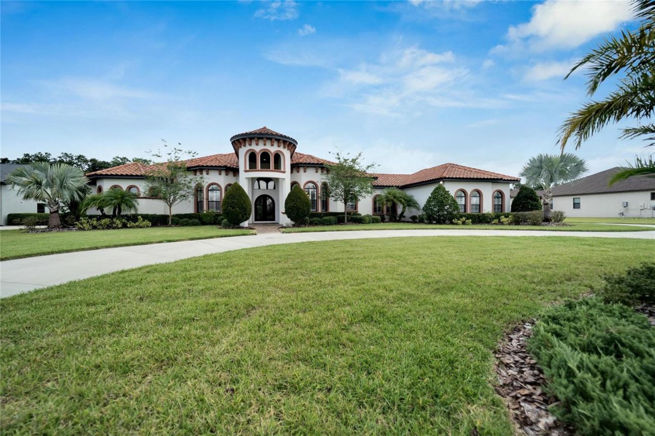 304 Hawk Talon Drive, Lithia, FL 33547 Main Photo