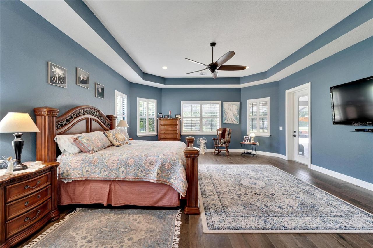 304 Hawk Talon Drive, Lithia, FL 33547 Photo