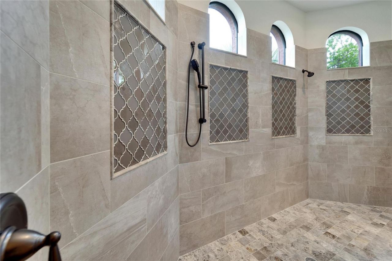 304 Hawk Talon Drive, Lithia, FL 33547 Photo