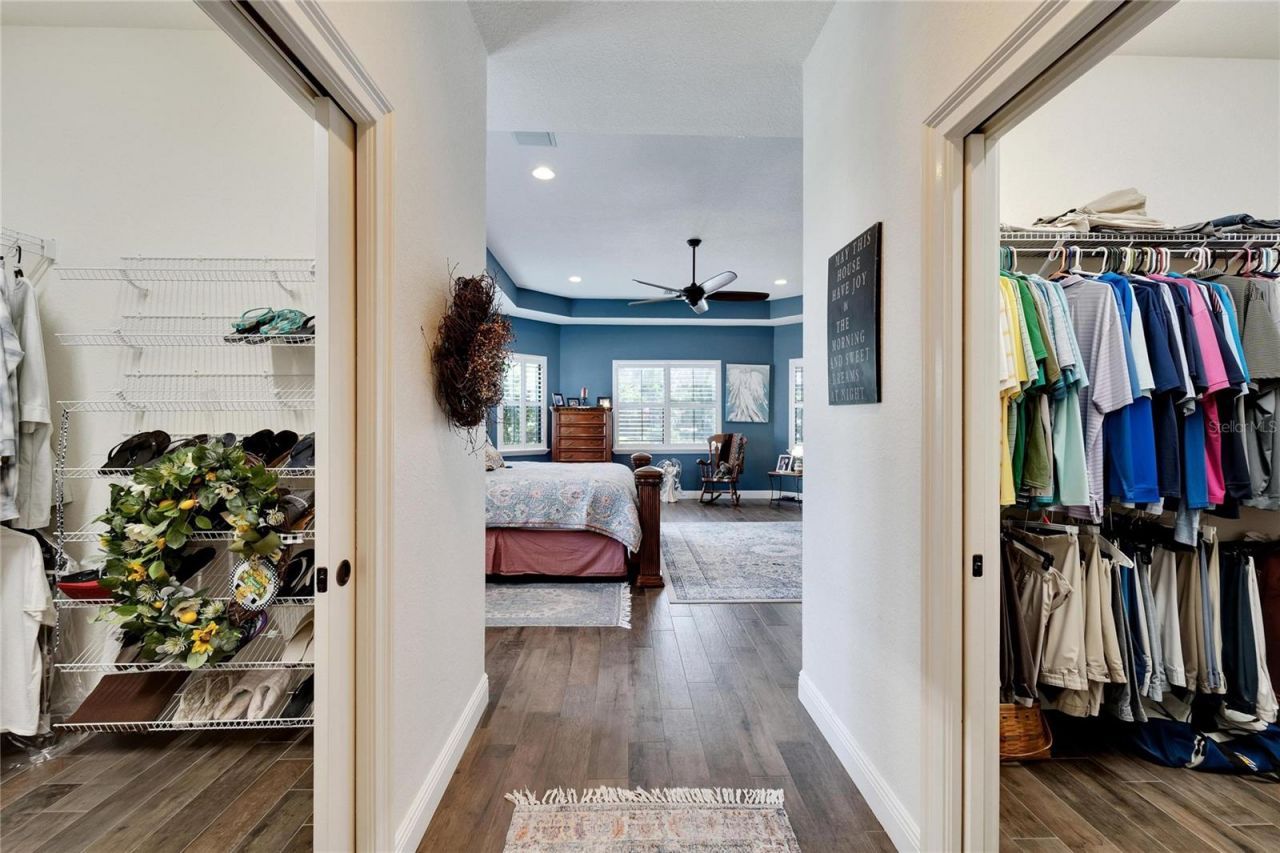 304 Hawk Talon Drive, Lithia, FL 33547 Photo