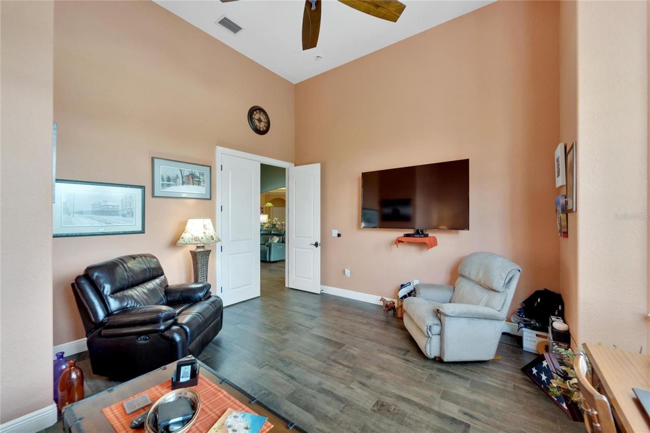 304 Hawk Talon Drive, Lithia, FL 33547 Photo