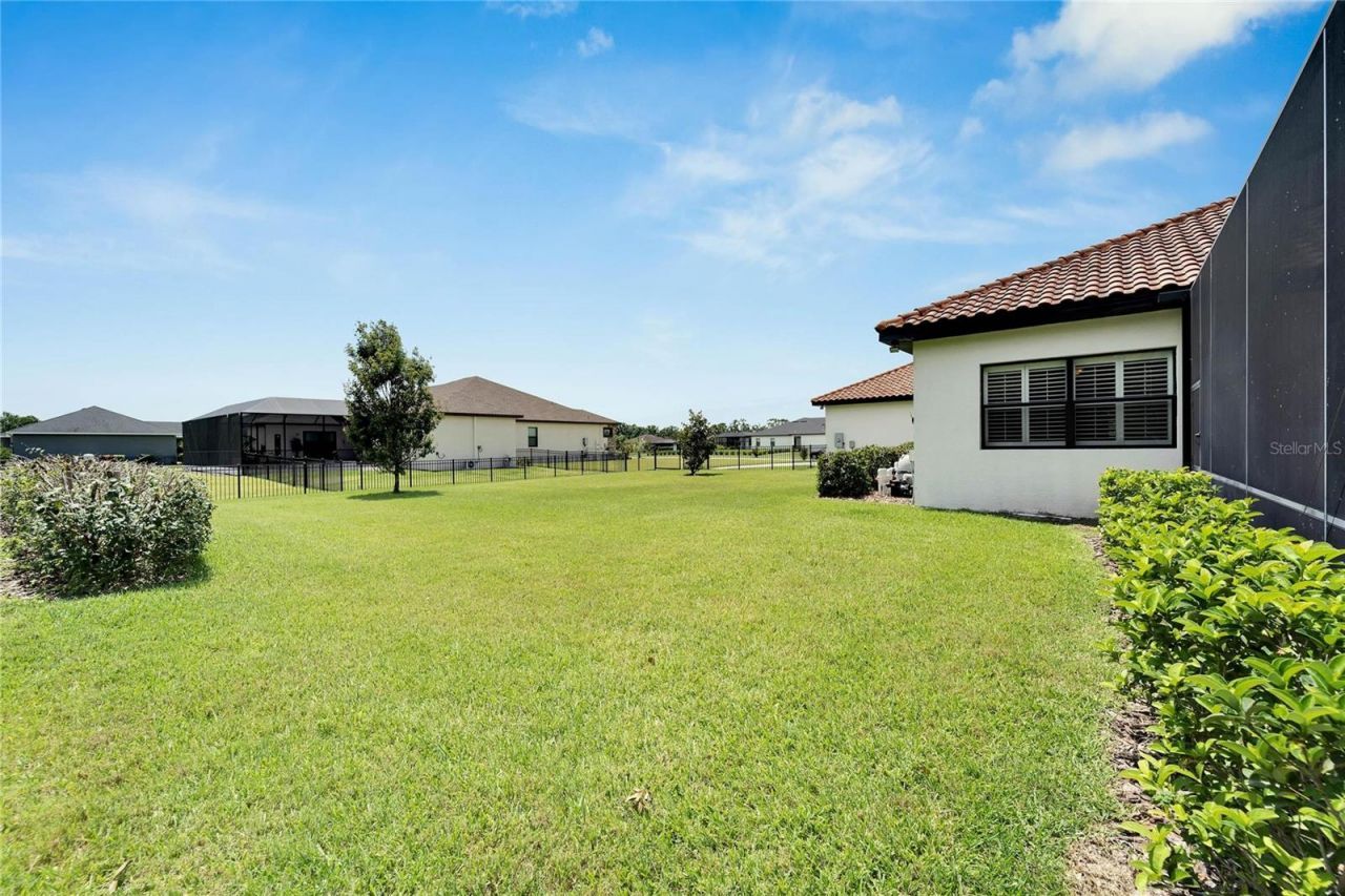 304 Hawk Talon Drive, Lithia, FL 33547 Photo