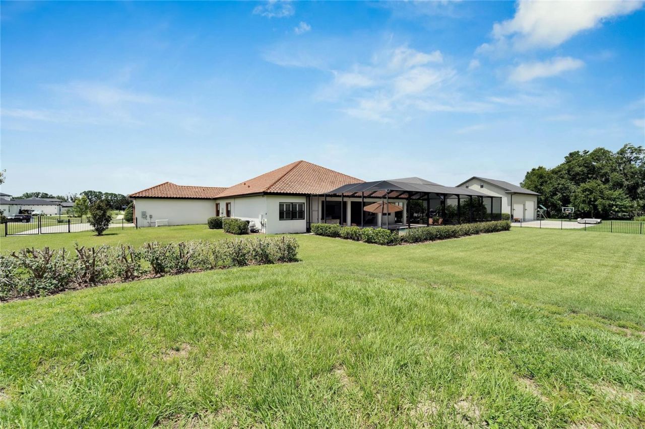 304 Hawk Talon Drive, Lithia, FL 33547 Photo