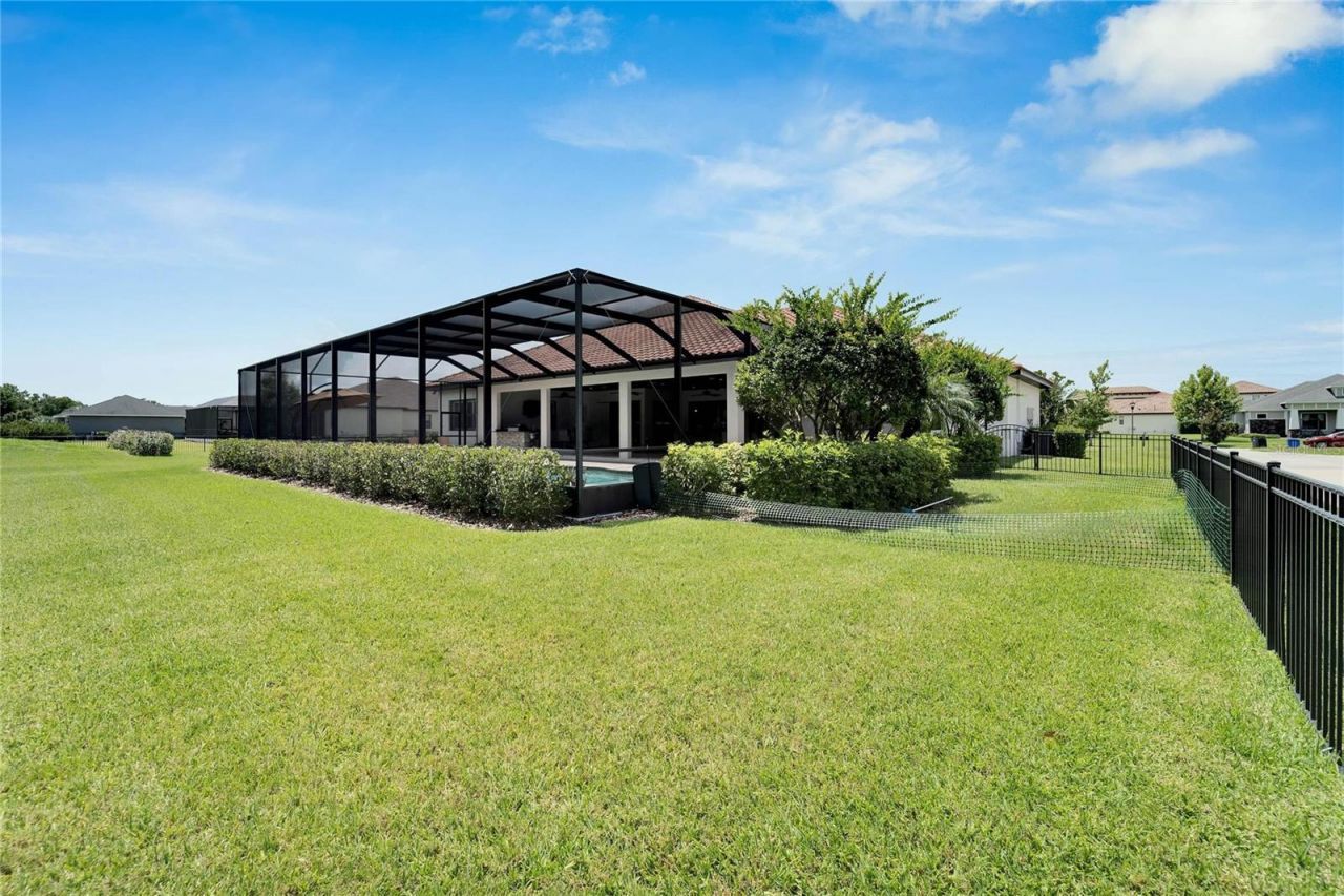 304 Hawk Talon Drive, Lithia, FL 33547 Photo