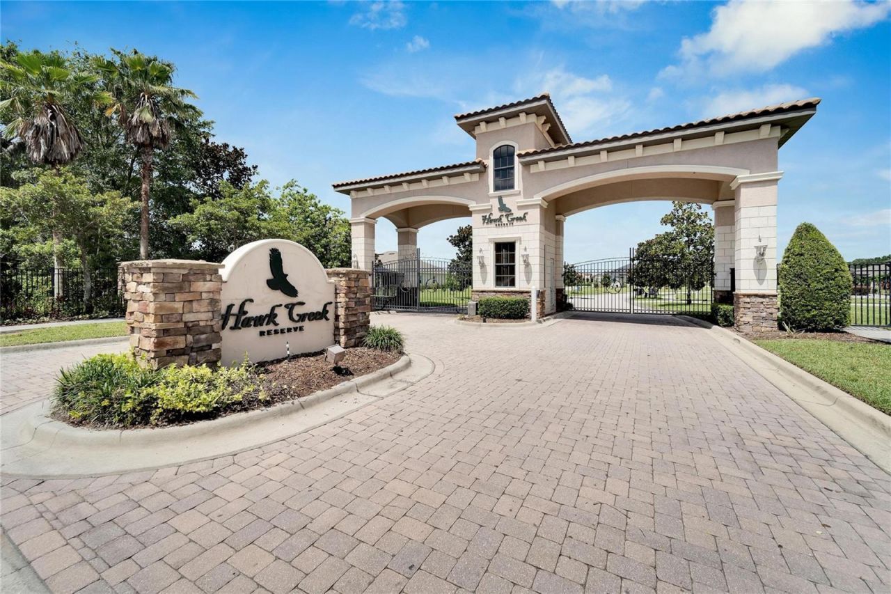 304 Hawk Talon Drive, Lithia, FL 33547 Photo