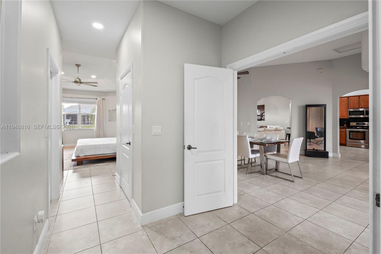 315 SE Fisk Rd, Port Saint Lucie, FL 34984 Photo