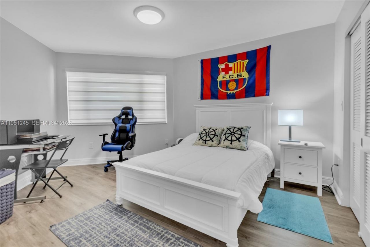 15539 N Miami Lakeway N, Unit 203-22, Miami Lakes, FL 33014 Photo