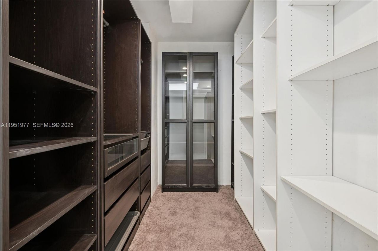 4000 Towerside Ter, Unit 1704, Miami, FL 33138 Photo