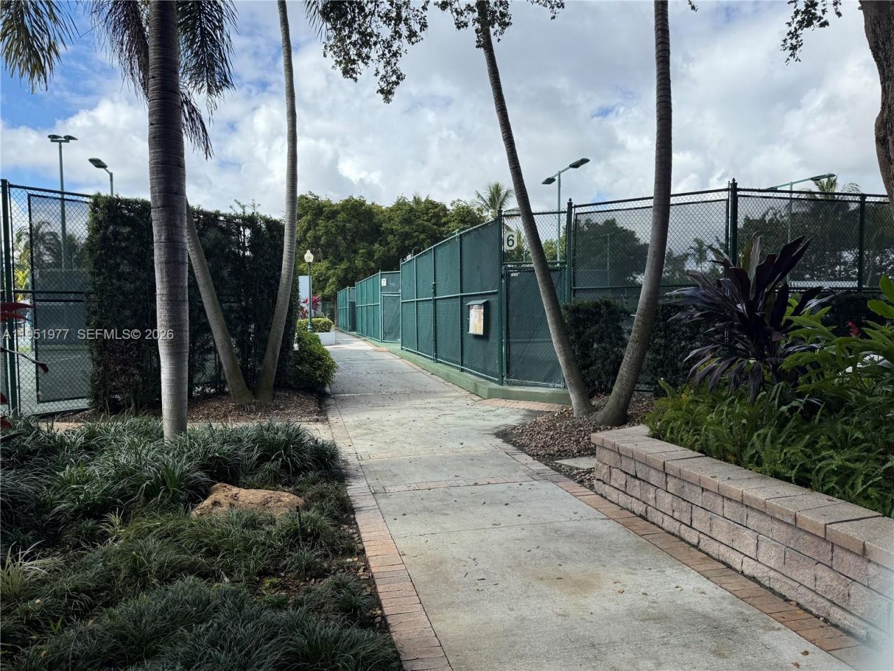 4000 Towerside Ter, Unit 1704, Miami, FL 33138 Photo