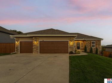 703 S 16 Street, Fort Calhoun, NE 68023