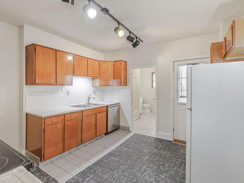 1858 S 5th Street, Columbus, OH 43207 Photo 34