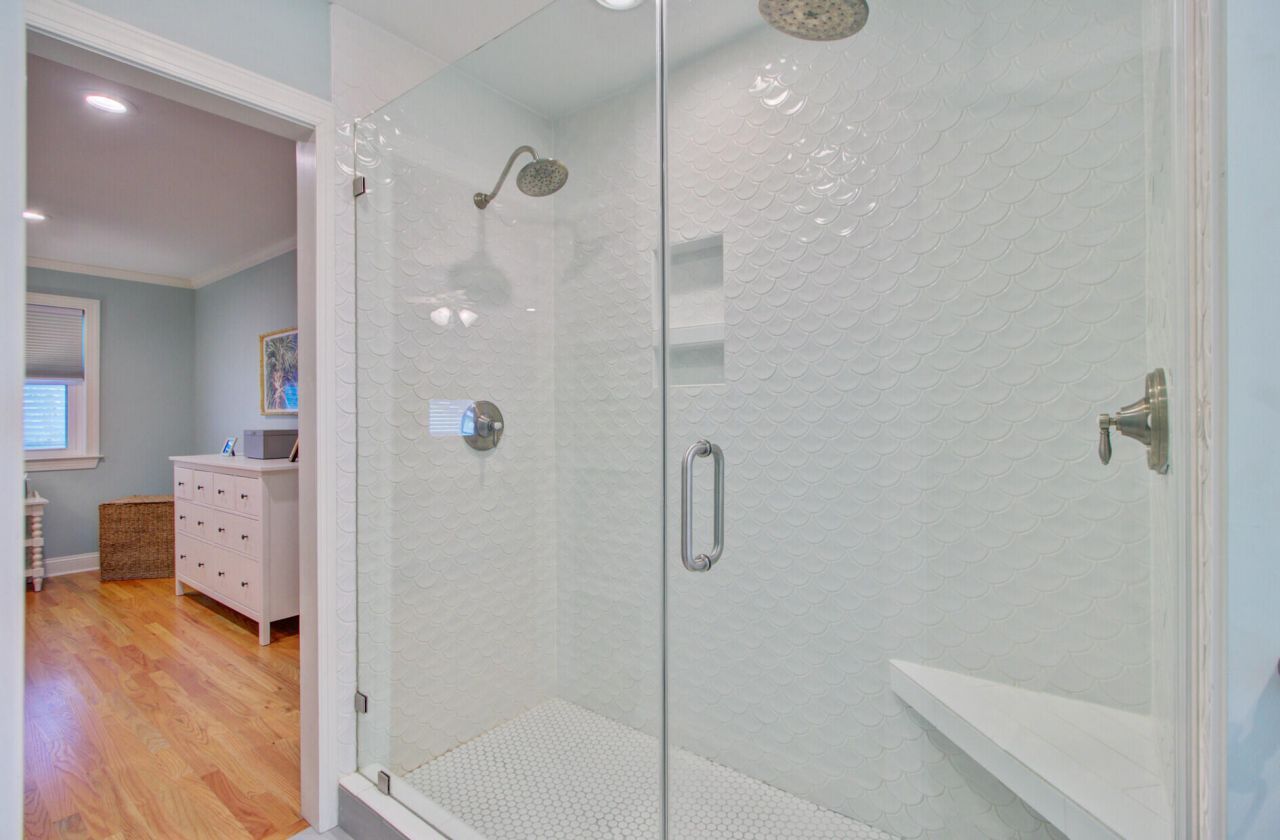 8 Vincent Drive Photo 44