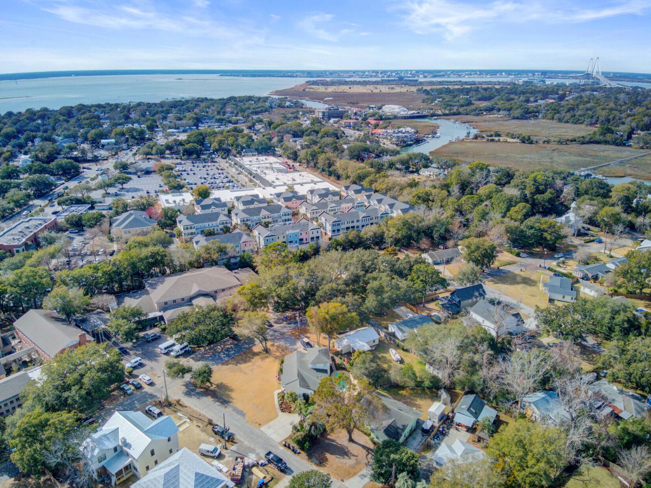 8 Vincent Drive Photo 59