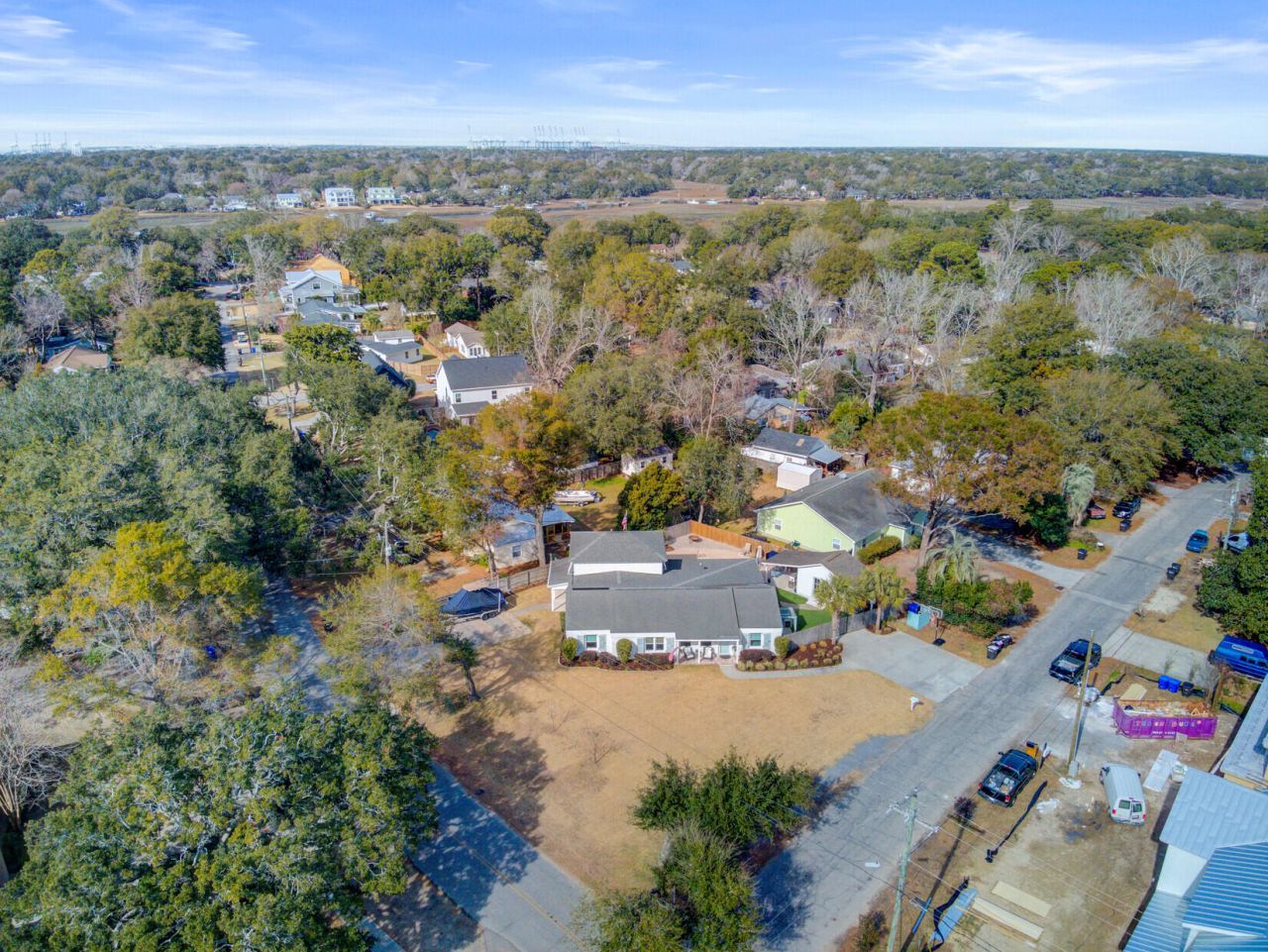 8 Vincent Drive Photo 64