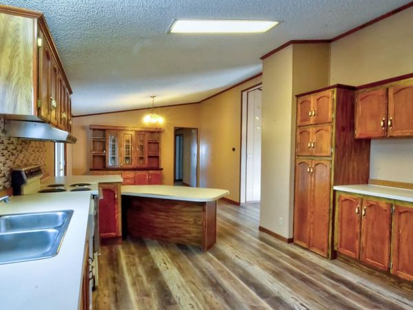 405 S PINE, Presho, SD 57568