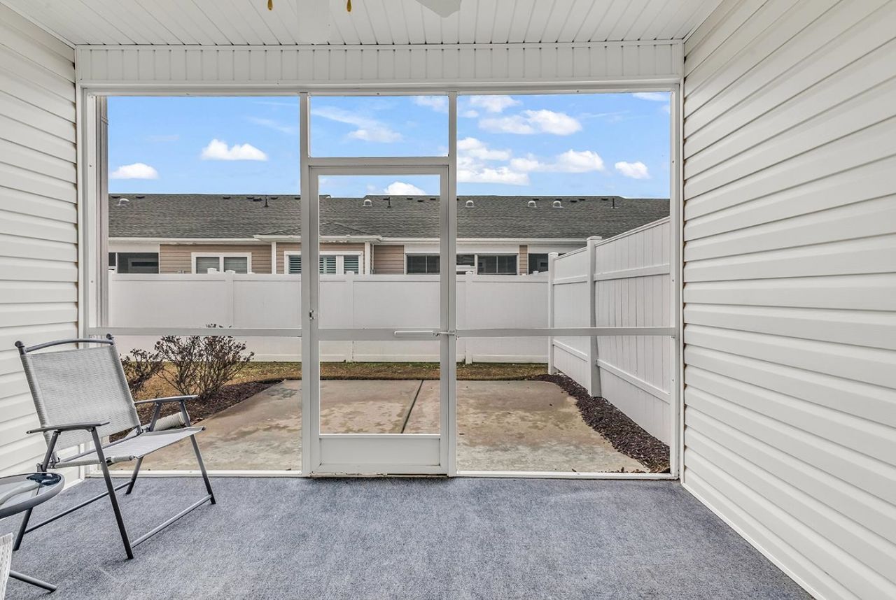 736 Salerno Circle Photo 16